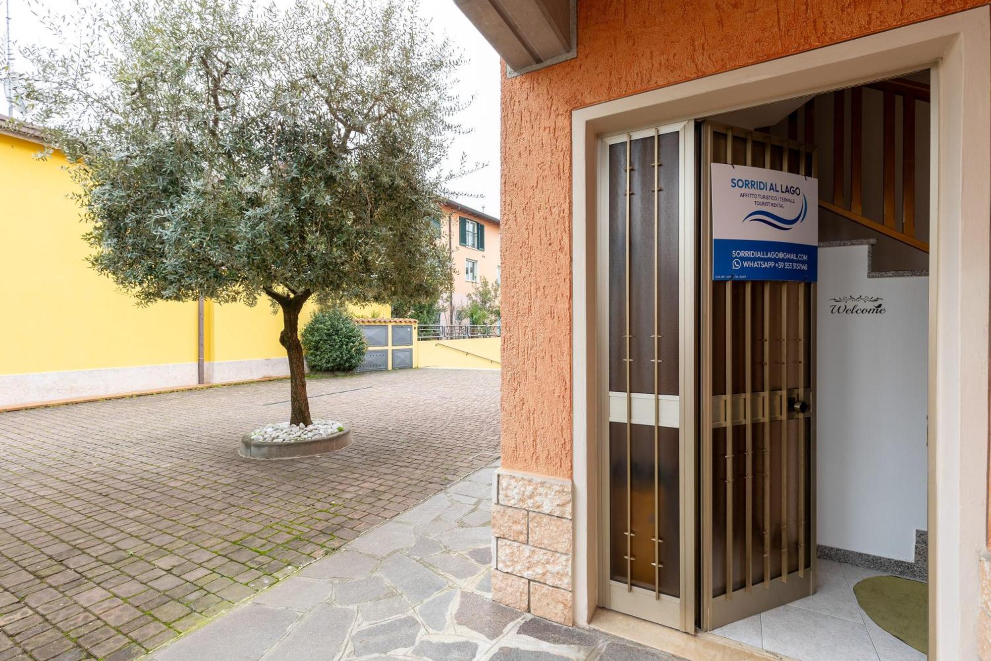 Sorridi Al Lago Sirmione Luaran gambar
